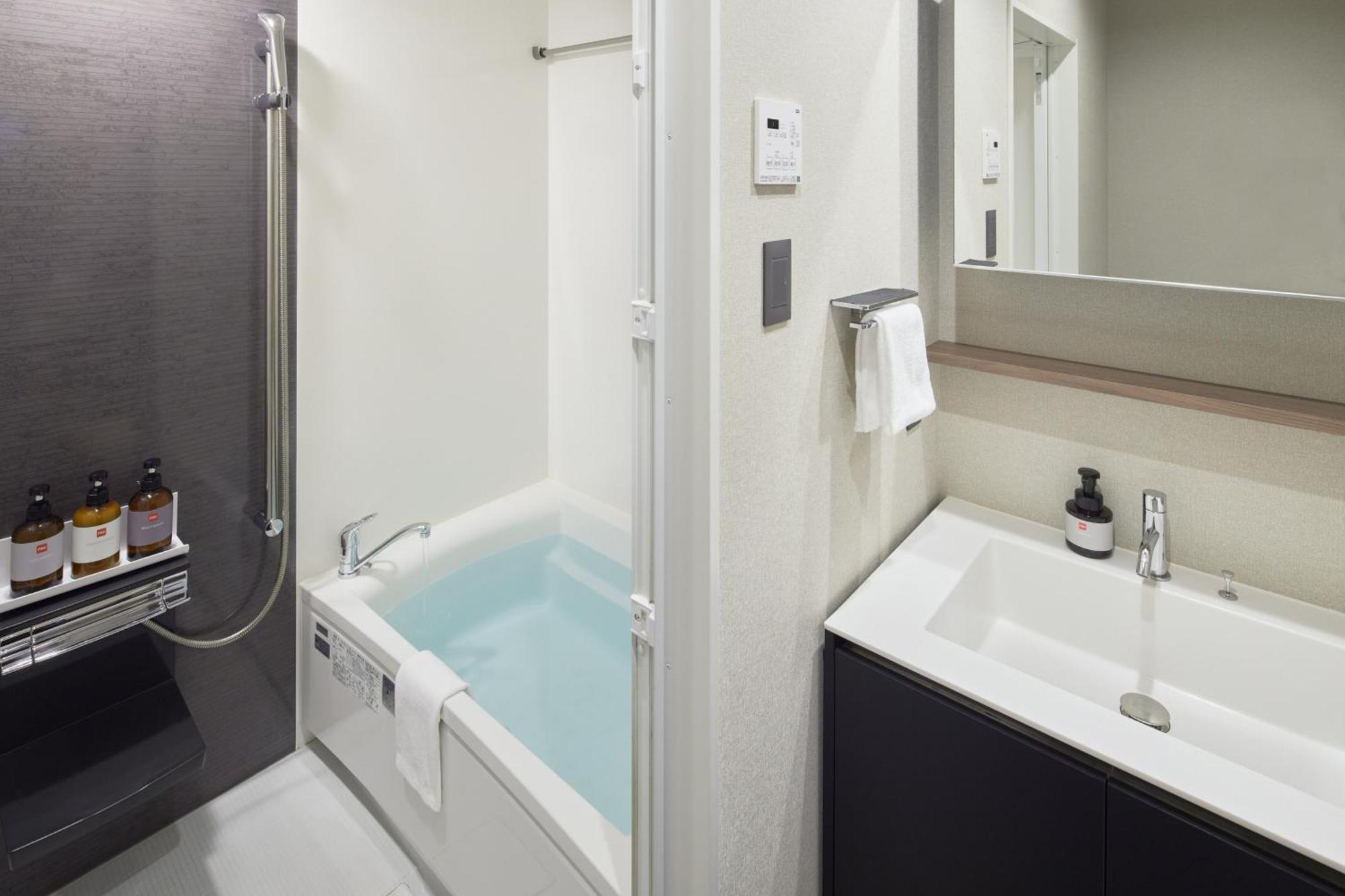 Fav Takamatsu Hotel Екстериор снимка